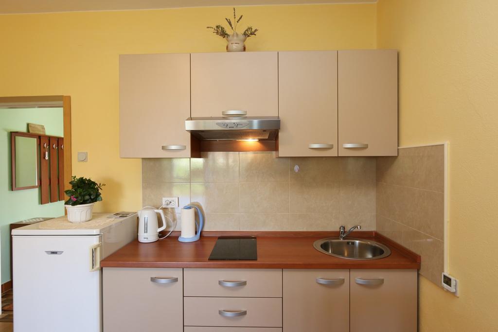 Apartment Mihajic M Klimno Exterior foto